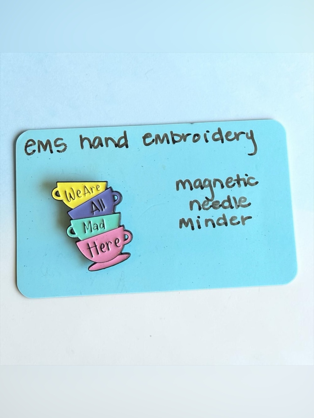 Alice in Wonderland Magnetic Needle Minder